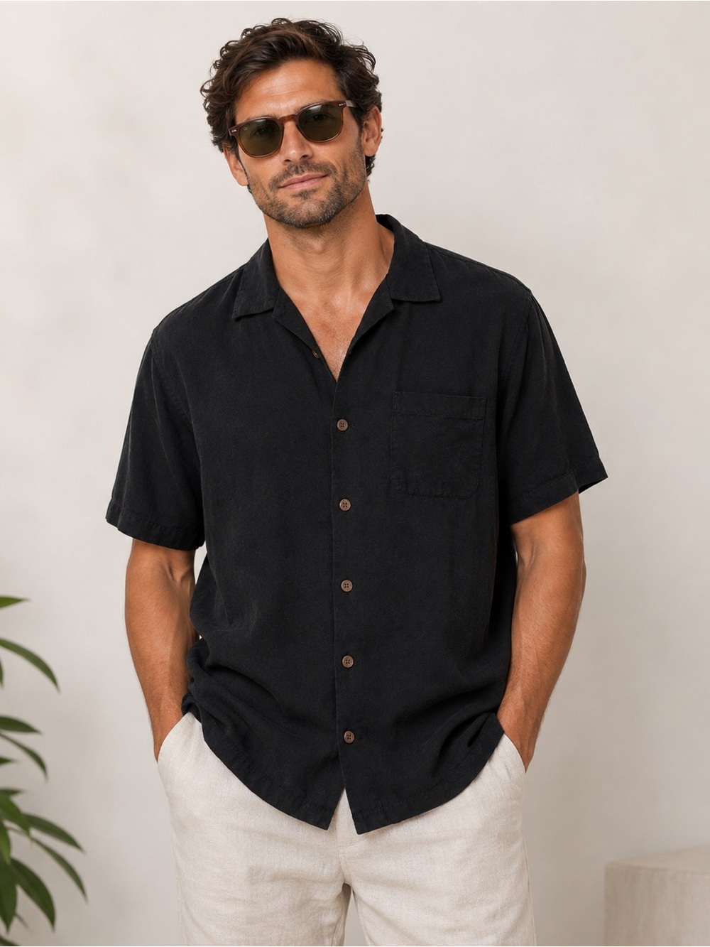 Tommy Bahama 100% Silk Black Camp Shirt 1XL Embossed Button-Up Hawaiian Resort